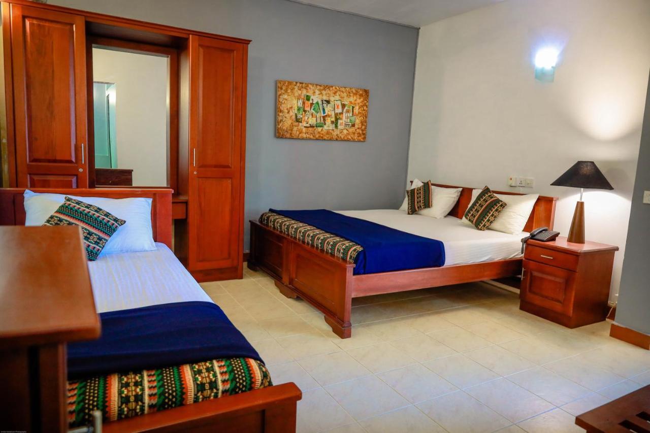 Funk Bunk - Mount View Lodge كاندي المظهر الخارجي الصورة